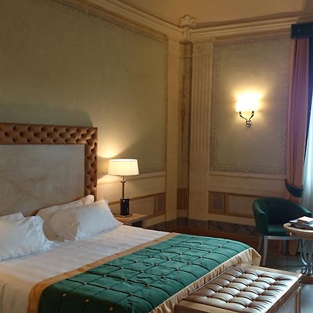 Villa Tolomei Hotel & Resort Флоренція Екстер'єр фото